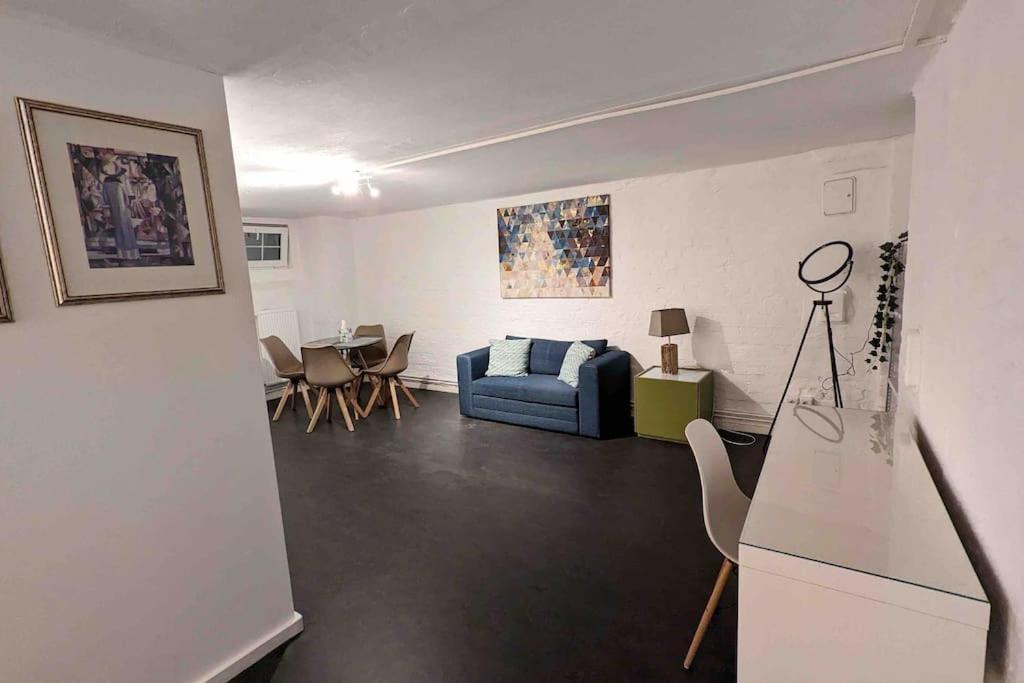 Central, Cozy & Beautiful Designed 2-Rooms Apt. Near River Βερολίνο Εξωτερικό φωτογραφία