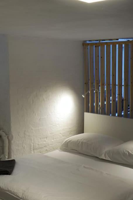 Central, Cozy & Beautiful Designed 2-Rooms Apt. Near River Βερολίνο Εξωτερικό φωτογραφία