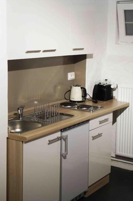 Central, Cozy & Beautiful Designed 2-Rooms Apt. Near River Βερολίνο Εξωτερικό φωτογραφία